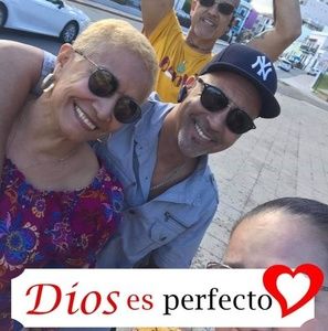 Meet your Posher, Flora